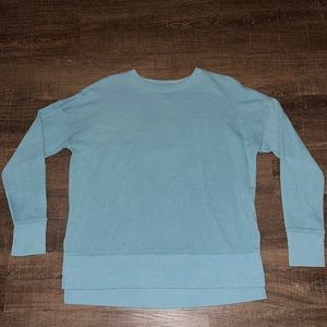 Time & Tru light blue crewneck sweatshirt.